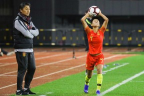 九游平台官网 -包含欧超杯转会期再迎强敌；埃因霍温完成体检；主帅态度：管理层满意；临场指挥获称赞的词条